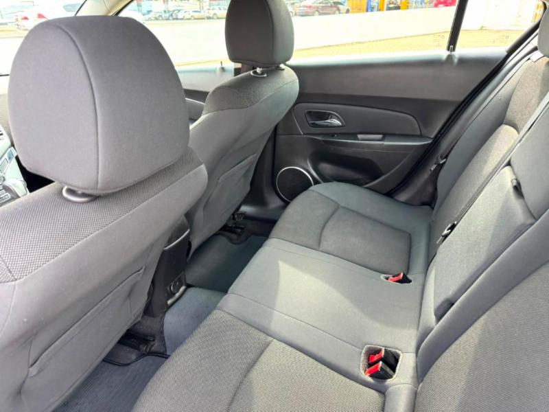 Chevrolet CRUZE LT 1.8 16V FlexPower 4p Aut. - foto 8
