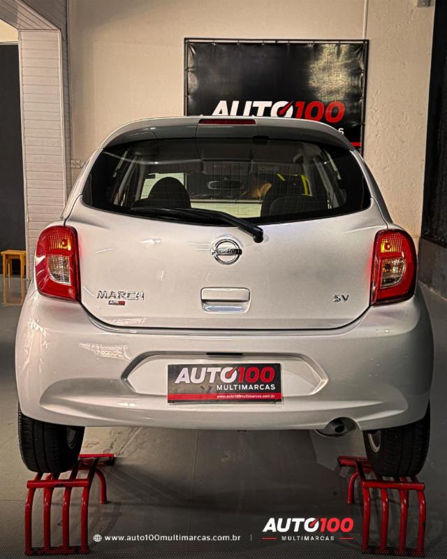 Nissan MARCH SV 1.0 12V Flex 5p - foto 13