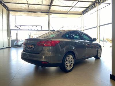 Focus fastback - thumb 4
