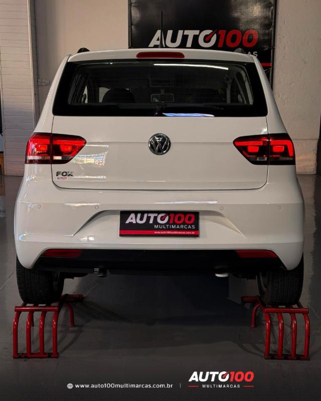 Volkswagen Fox Connect 1.6 Flex 8V 5p - foto 14