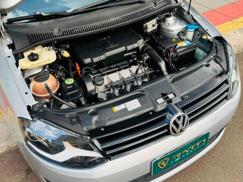 Volkswagen Fox 1.0 Mi Total Flex 8V 5p - foto 3