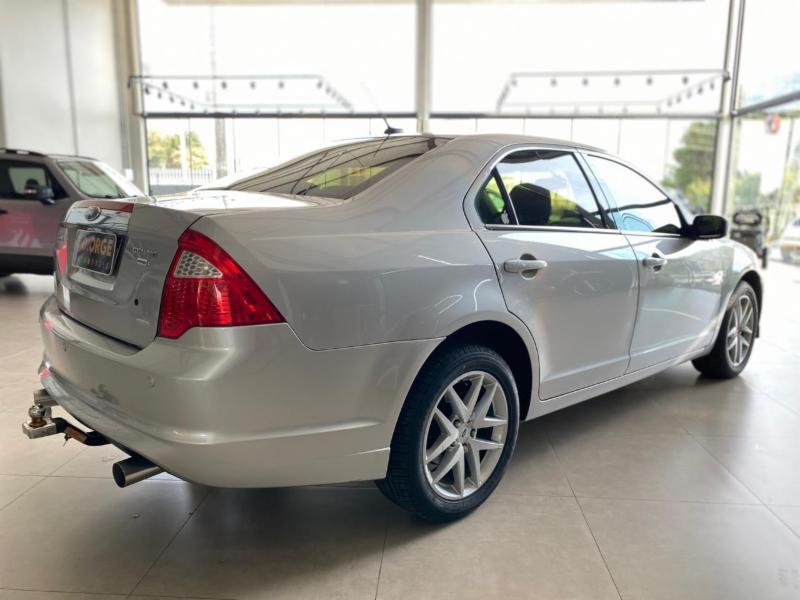 Ford Fusion SEL 3.0 V6 AWD 24V 243cv Aut. - foto 5