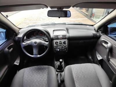 Corsa sed - thumb 8