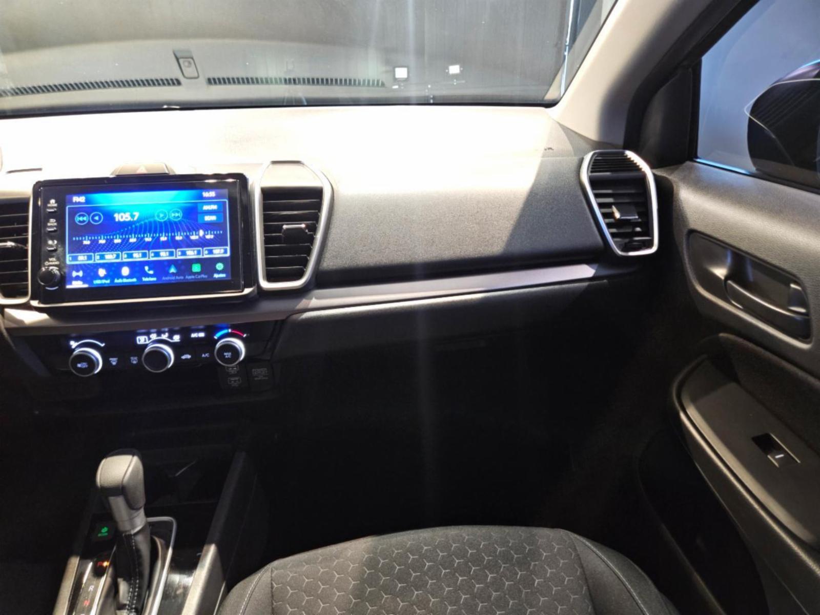 City sedan - foto 10