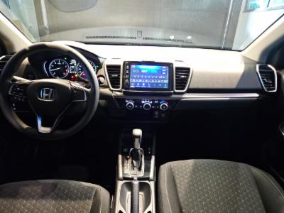 City sedan - thumb 11