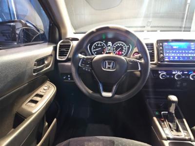 City sedan - thumb 12
