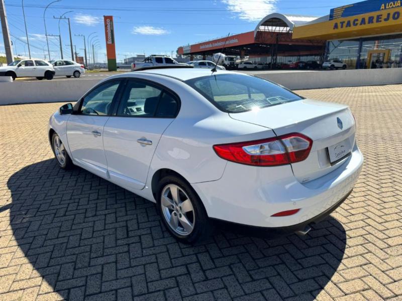 Renault FLUENCE Sed. Dynamique 2.0 16V FLEX Aut. - foto 4