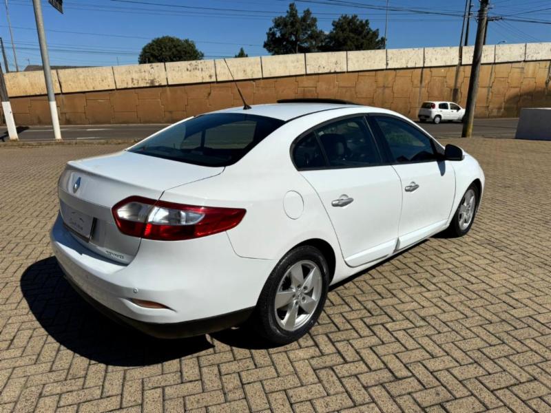 Renault FLUENCE Sed. Dynamique 2.0 16V FLEX Aut. - foto 6