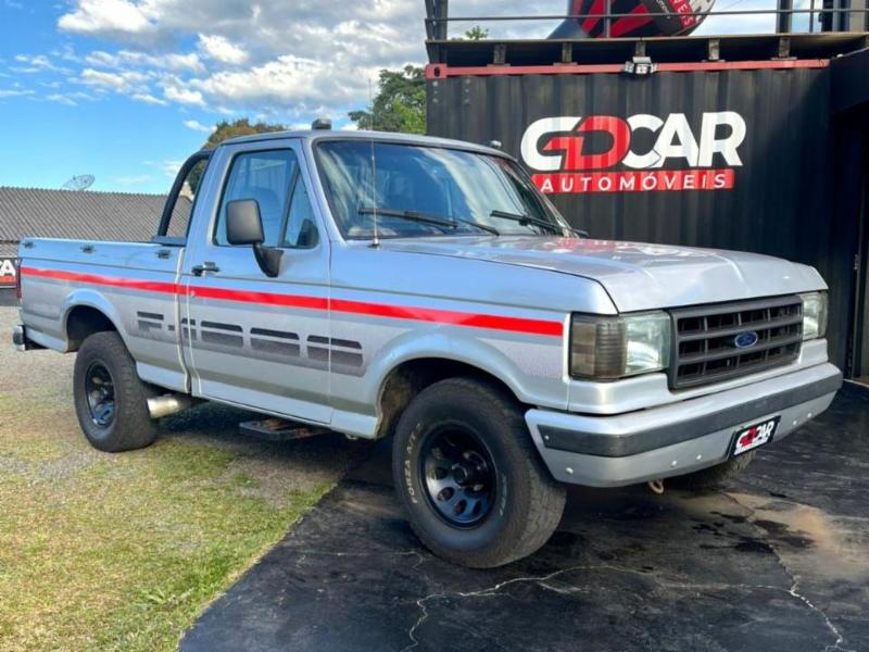 Ford F-1000 Super Diesel CE 3.9
