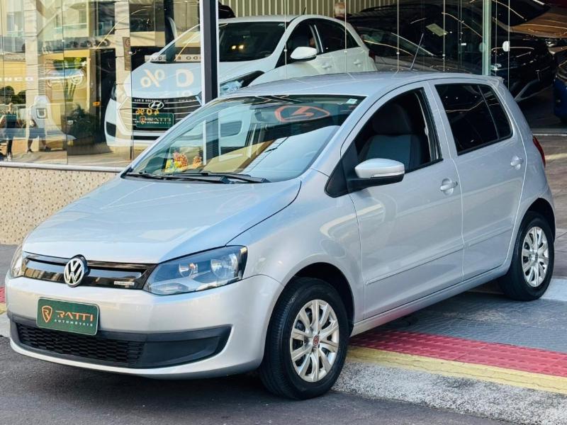 Volkswagen Fox BLUEMOTION 1.0 Mi Total Flex 12V 5p