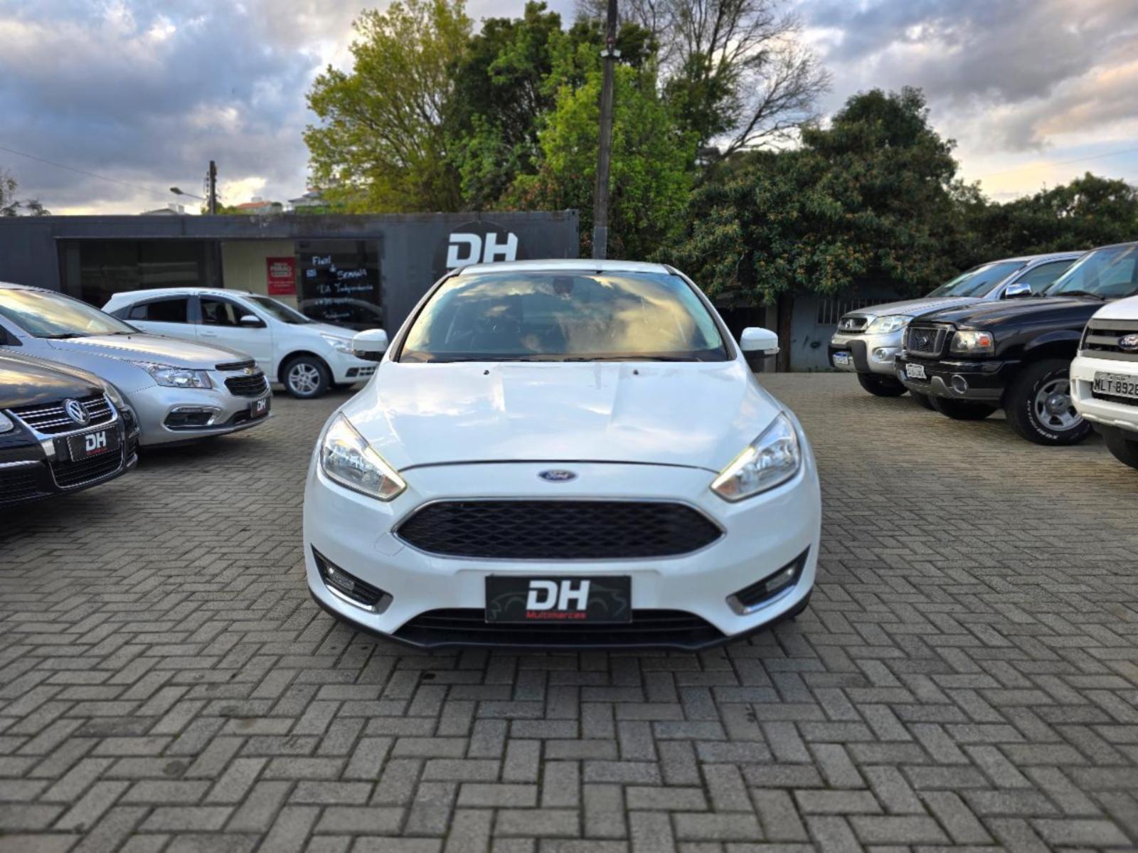 Focus fastback - foto 1