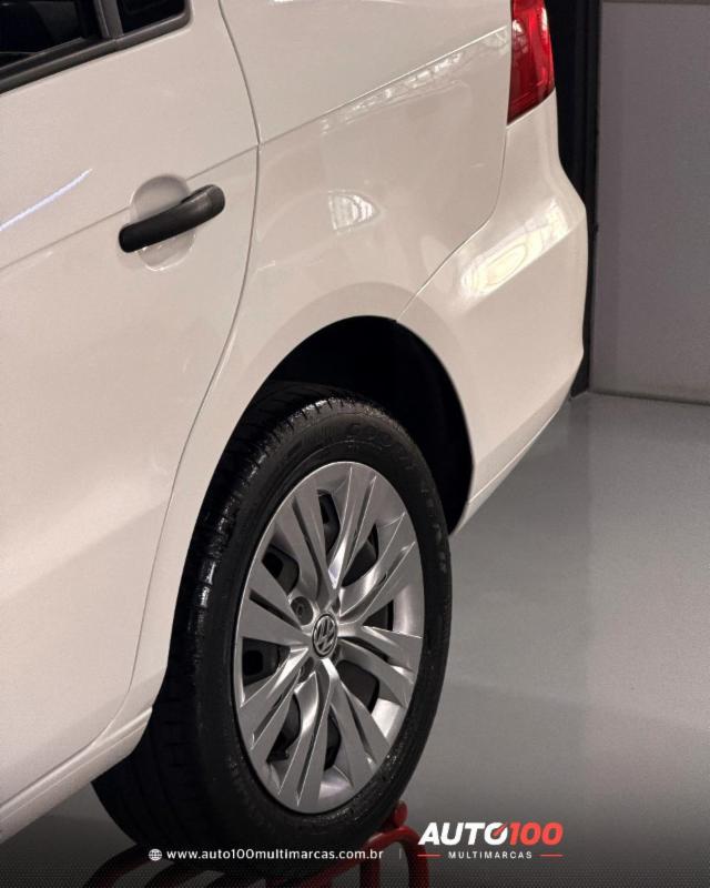 Volkswagen VOYAGE 1.0 Flex 12V 4p - foto 12