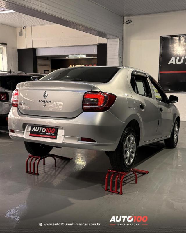 Renault LOGAN Authentique Flex 1.0 12V 4p - foto 2
