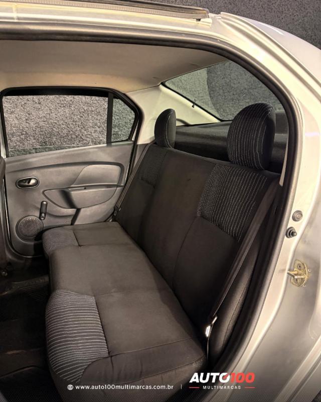 Renault LOGAN Authentique Flex 1.0 12V 4p - foto 18