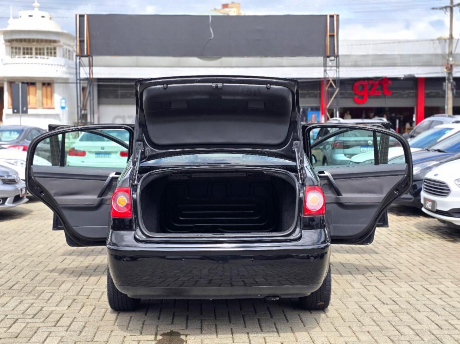 Polo sedan - foto 17