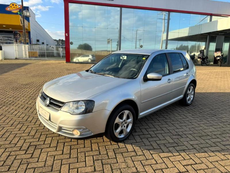 Volkswagen Golf 1.6 Mi Total Flex 8V 4p