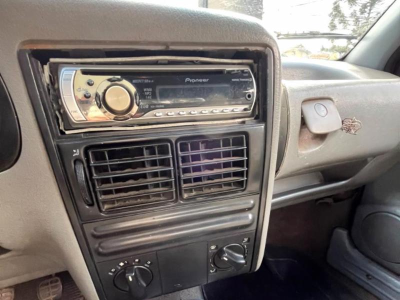 Volkswagen Gol 1000 Mi Plus 8v 2p e 4p - foto 10