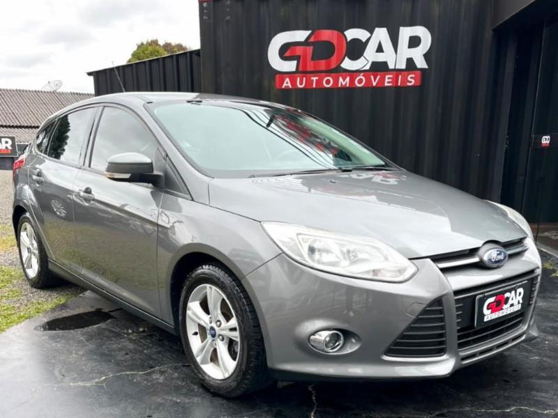 Ford Focus 1.6 S/SE/SE Plus Flex 8V/16V  5p