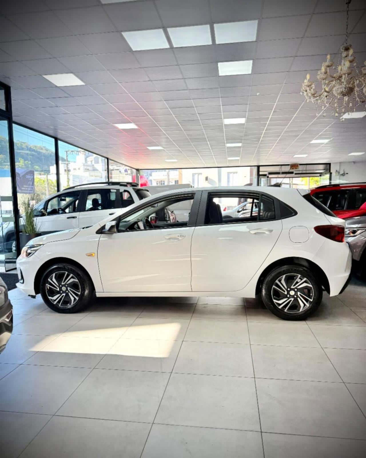 Onix hatch - foto 4