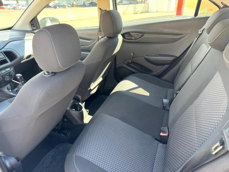 Chevrolet ONIX HATCH Joy 1.0 8V Flex 5p Mec. - foto 8