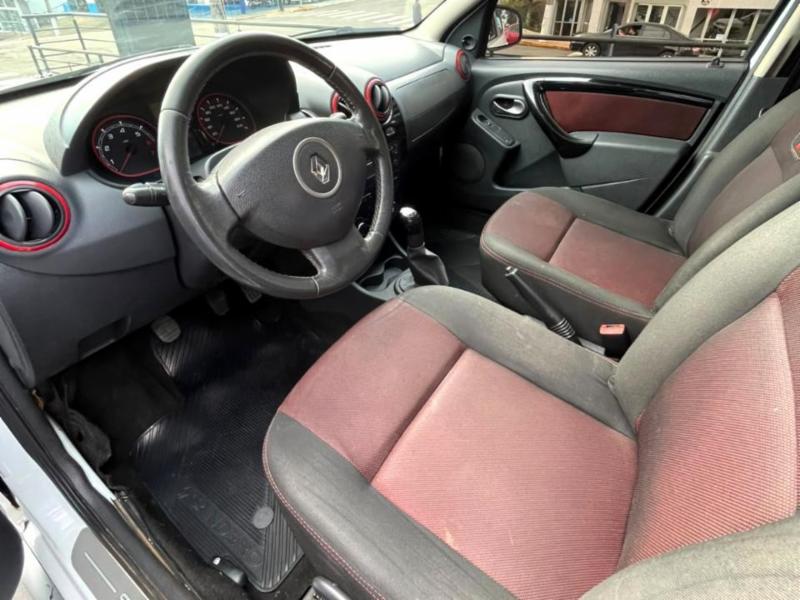Renault SANDERO STEPWAY Hi-Power 1.6 8V 5p - foto 2