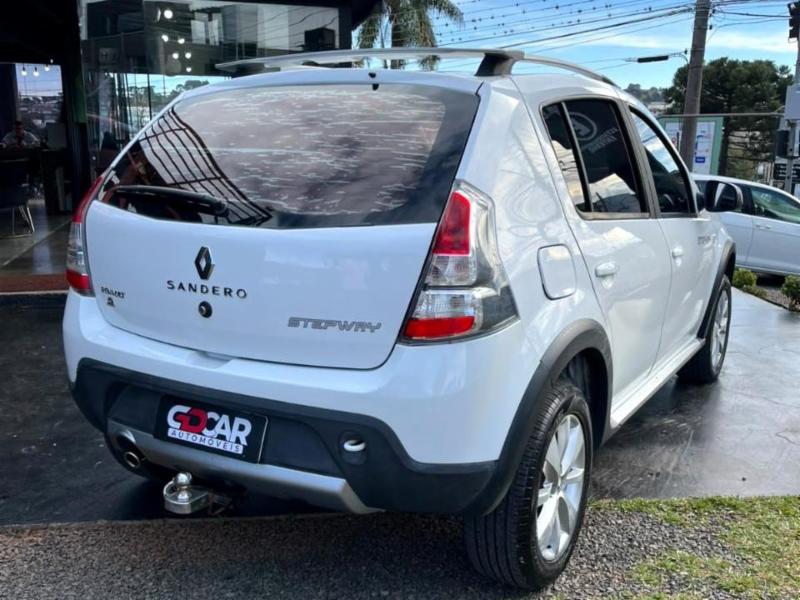Renault SANDERO STEPWAY Hi-Power 1.6 8V 5p - foto 6