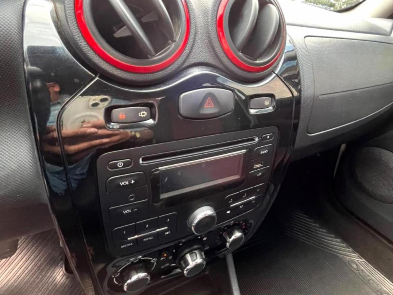 Sandero stepway - foto 11