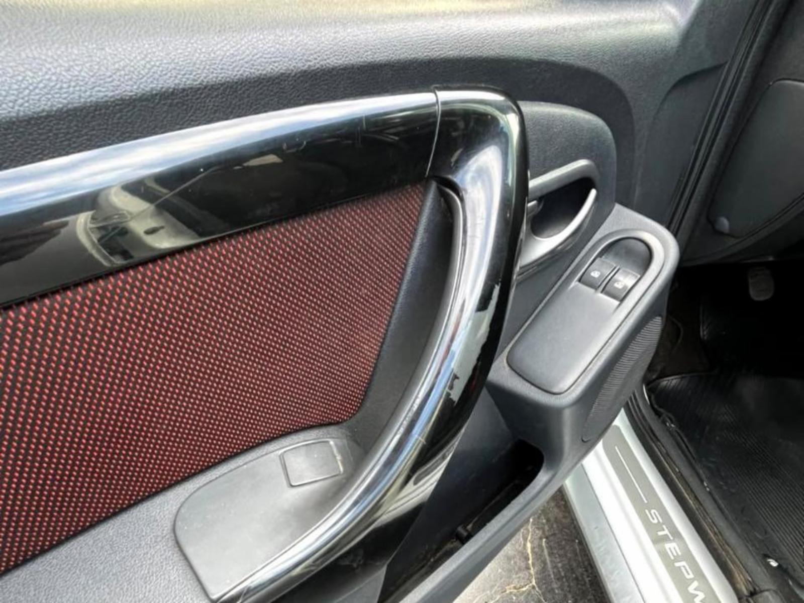 Sandero stepway - foto 14