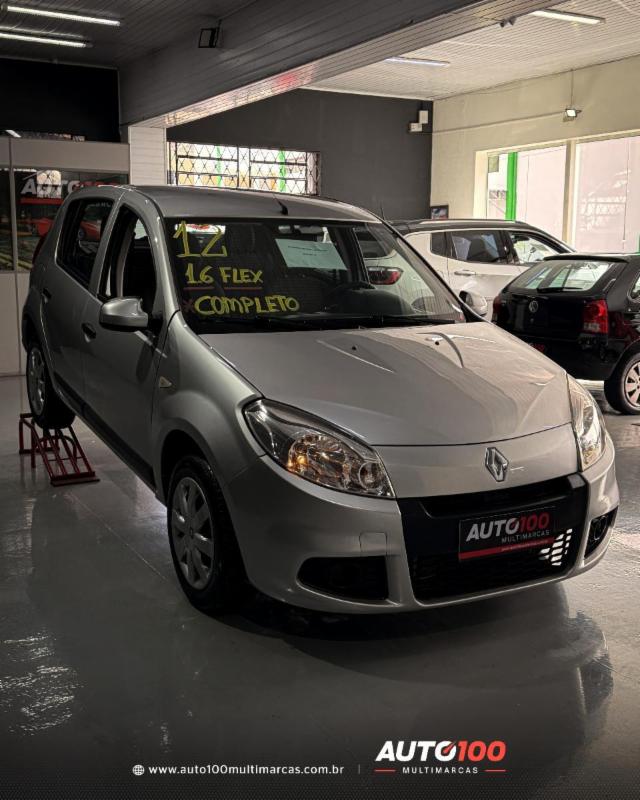 Renault SANDERO Expression Hi-Flex 1.6 8V 5p - foto 12