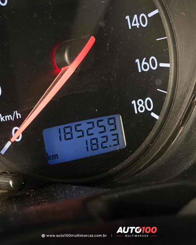 Volkswagen Gol 1.0 Plus 16v 4p - foto 8