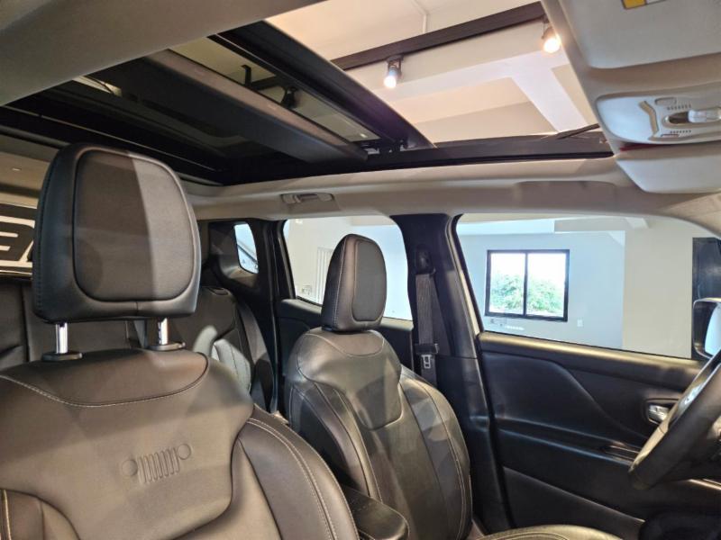 Jeep Renegade SAHARA T270 1.3 TB 4x2 Flex Aut - foto 16