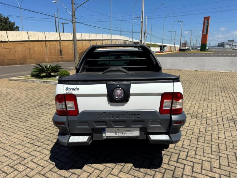Fiat Strada Adventure1.8/ 1.8 LOCKER Flex CD - foto 6