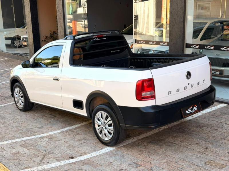 Volkswagen Saveiro Robust 1.6 Total Flex 8V - foto 3