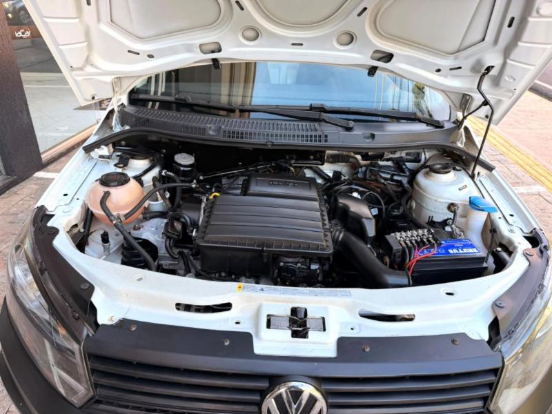Volkswagen Saveiro Robust 1.6 Total Flex 8V - foto 11