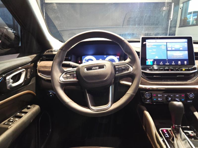 Jeep Commander Overland T270 1.3 TB Flex Aut. - foto 12