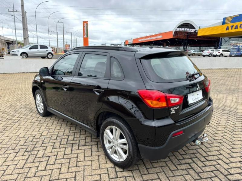 Mitsubishi ASX 2.0 16V 4x4 160cv Aut. - foto 3