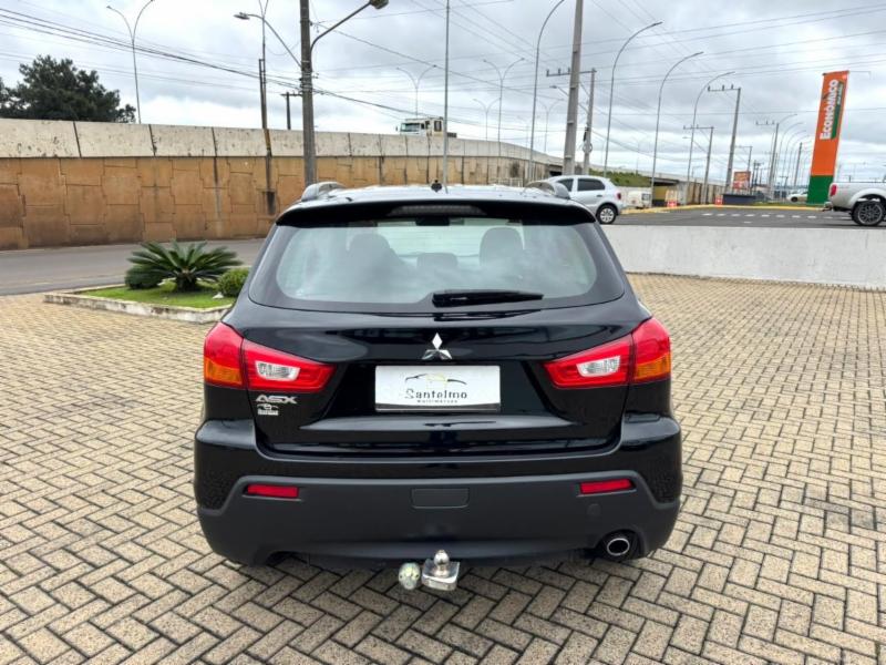 Mitsubishi ASX 2.0 16V 4x4 160cv Aut. - foto 6