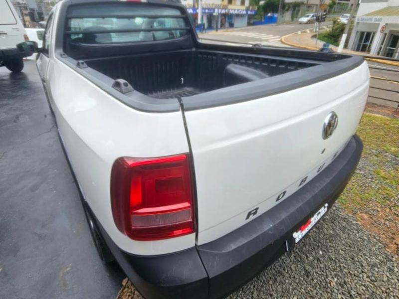 Volkswagen Saveiro Robust 1.6 Total Flex 8V - foto 4