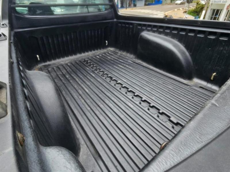 Volkswagen Saveiro Robust 1.6 Total Flex 8V - foto 10