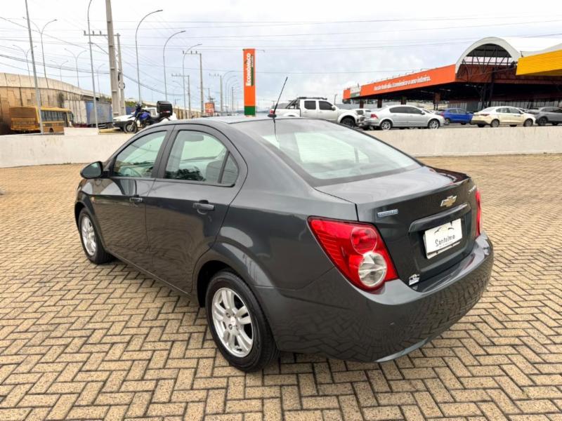 Chevrolet SONIC Sed. LTZ 1.6 16V FlexPower 4p Aut. - foto 4