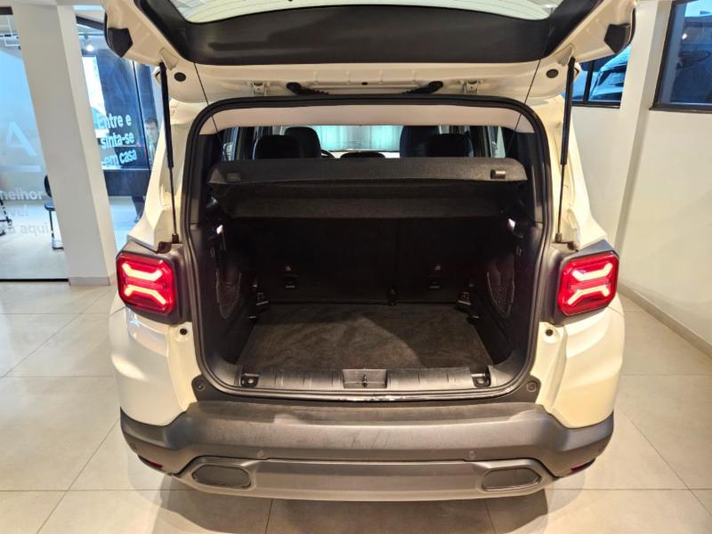 Jeep Renegade Long. T270 1.3 TB 4x2 Flex Aut. - foto 14