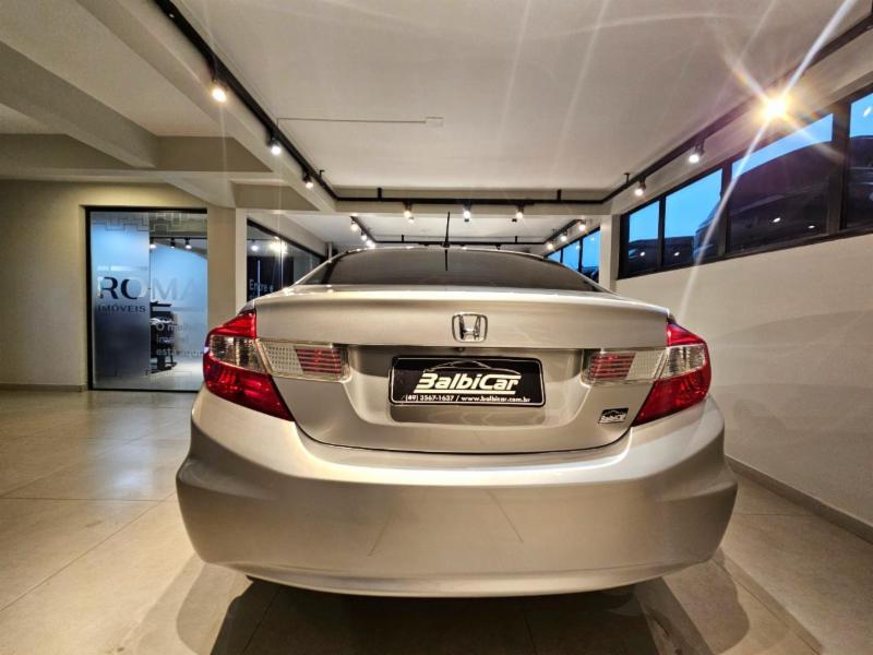 Honda Civic Sedan LXR 2.0 Flexone 16V Aut. 4p - foto 4