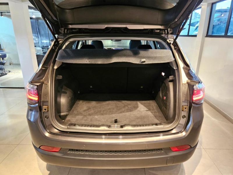 Jeep COMPASS LONG. T270 1.3 TB 4x2 Flex Aut. - foto 14